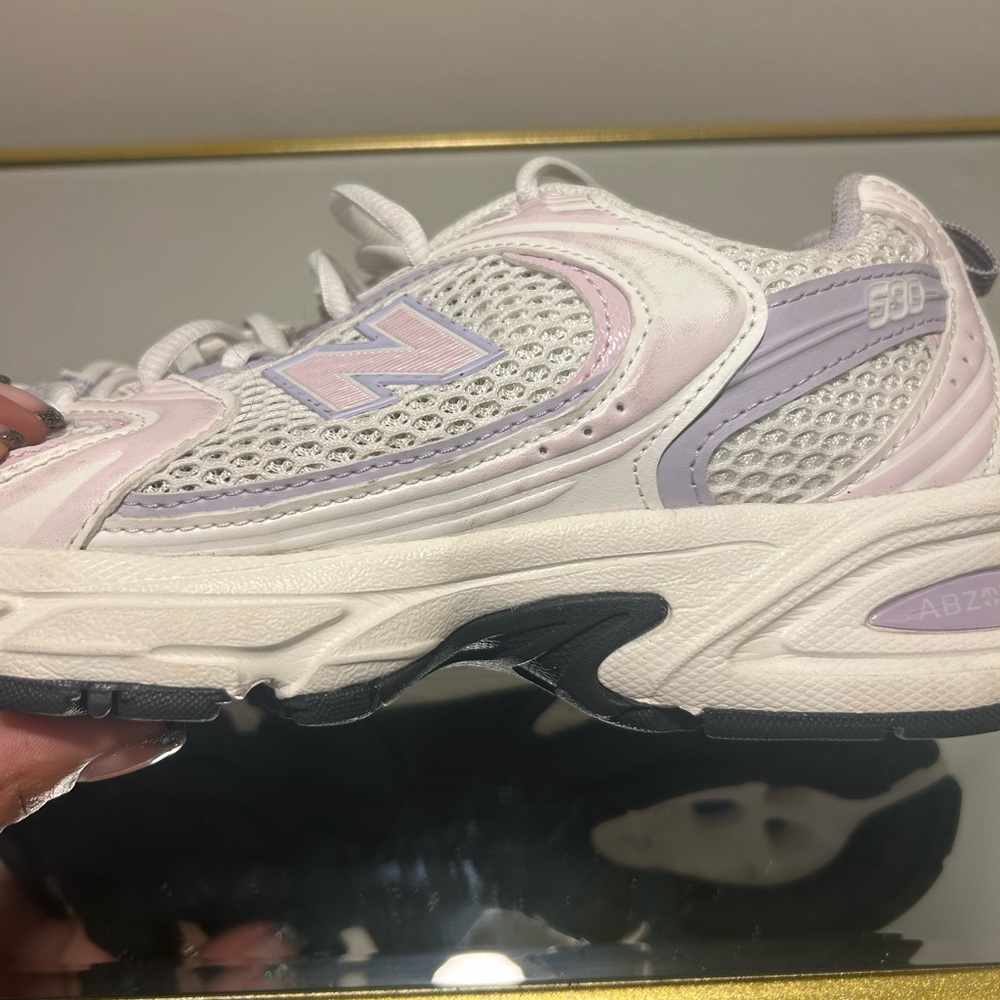 New Balance Women's White and Lavender Sneakers - Picture 11 of 13